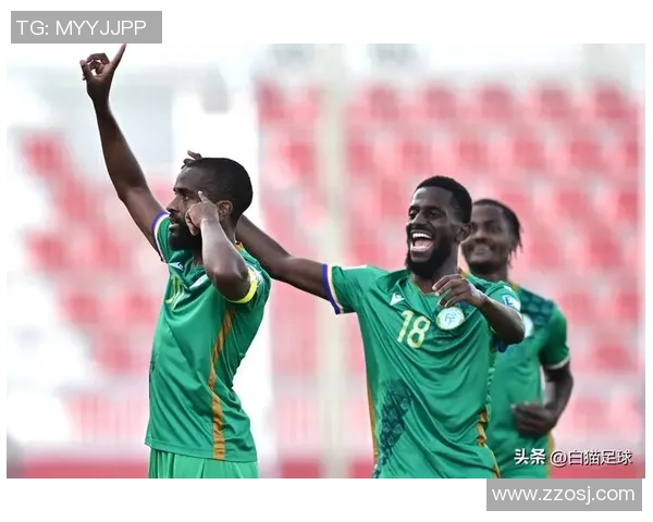 《探索不为人知的小国足球明星 崭露头角的奇迹与挑战》 《探索不为人知的小国足球明星 崭露头角的奇迹与挑战》