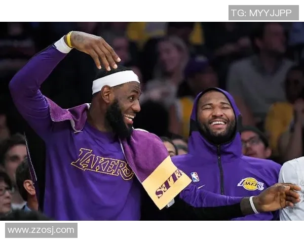 世界足球百发球星名单解析及其辉煌成就回顾 世界足球百发球星名单解析及其辉煌成就回顾